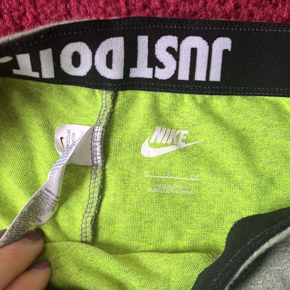 Nike Leggings - Picture 4 of 6